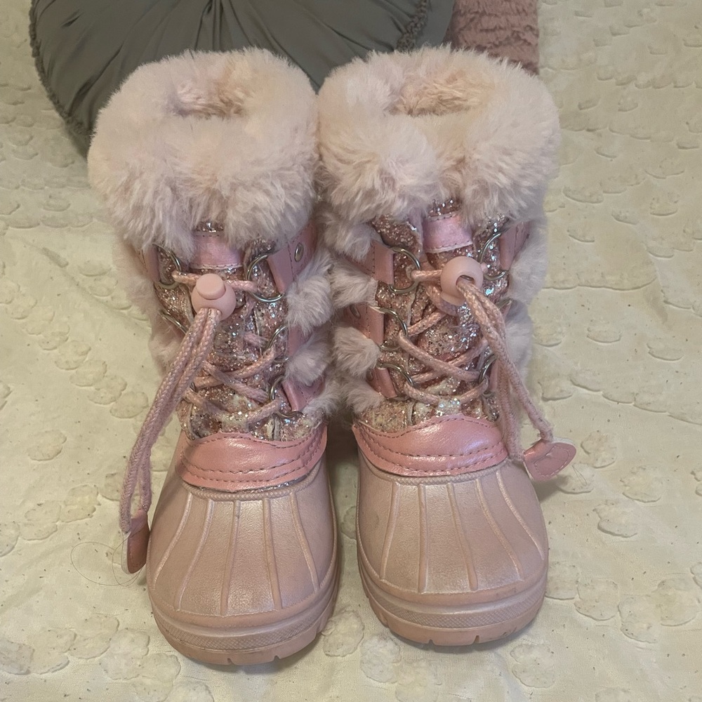 Girls London fog sparkle snow boots